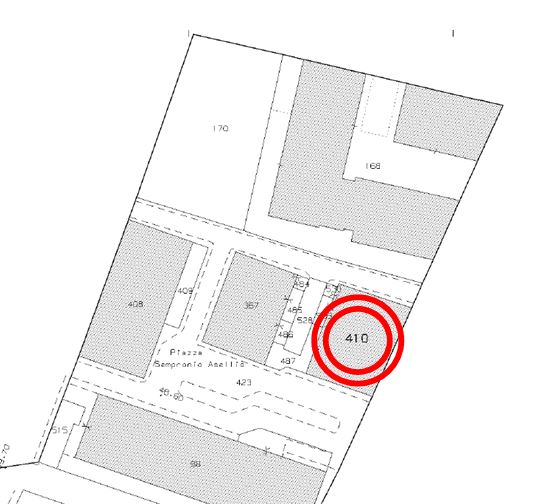 Locale costituito da un ambiente principale al Piano Terra con antibagno e bagno e quattro vetrine su strada. Identificativi Catastali [N.C.E.U.] FOGLIO 956; Part. 410; SUB 1.