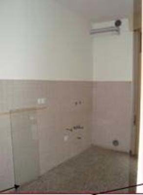 Immobile composto da cucina, bagno, soggiorno, 3 camere, ripostiglio, 2 corridoi e 2 terrazze. Identificativi Catastali [N.C.E.U.] cat. A2 Sez. D foglio 11 part. 251 sub. 24