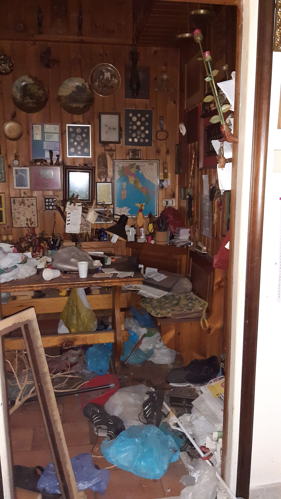 APPARTAMENTO INT.9 DI 3,5 VANI SENZA ASCENSORE. DATI CATASTALI  [N.C.E.U.] cat. A/4, fg. 589, part. 75, sub. 537