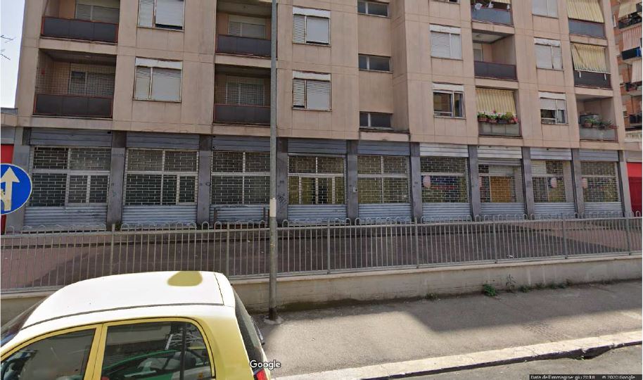 Immobile sito in Latina (LT), Via Eroi del Lavoro 12 (sc.B, piano 6, int. 11). Unità immobiliare al piano sesto composta da due camere, cucina, un bagno, ingresso, disimpegno, e due balconi. Identificativi Catastali [N.C.E.U.] Unità Residenziale cat. A/2 foglio 140 part. 88 sub 45