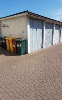 Appartamento + Box (C.so Torino, 78) + Cantina in Mortara (PV) Via Belvedere n.4; 114 mq + 11 mq. Piena proprietà lotto LIBERO, turno 2^.
