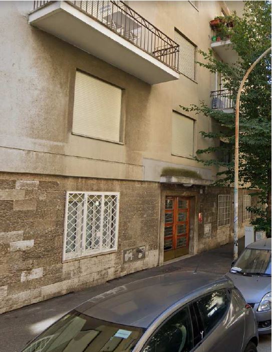 Locale cantina composta da un unico ambiente ubicato al piano seminterrato sito in Roma, Via Sirte 76. Unità Commerciale cat. C/2 Foglio 566; Part. 100; Sub 526.