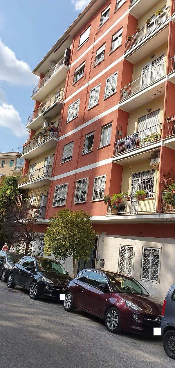 Magazzino con ripostigli sito in Roma, Via Fabiola 7/a. Unità Commerciale cat. C/2 Foglio 454; Part. 1425; Sub 502.