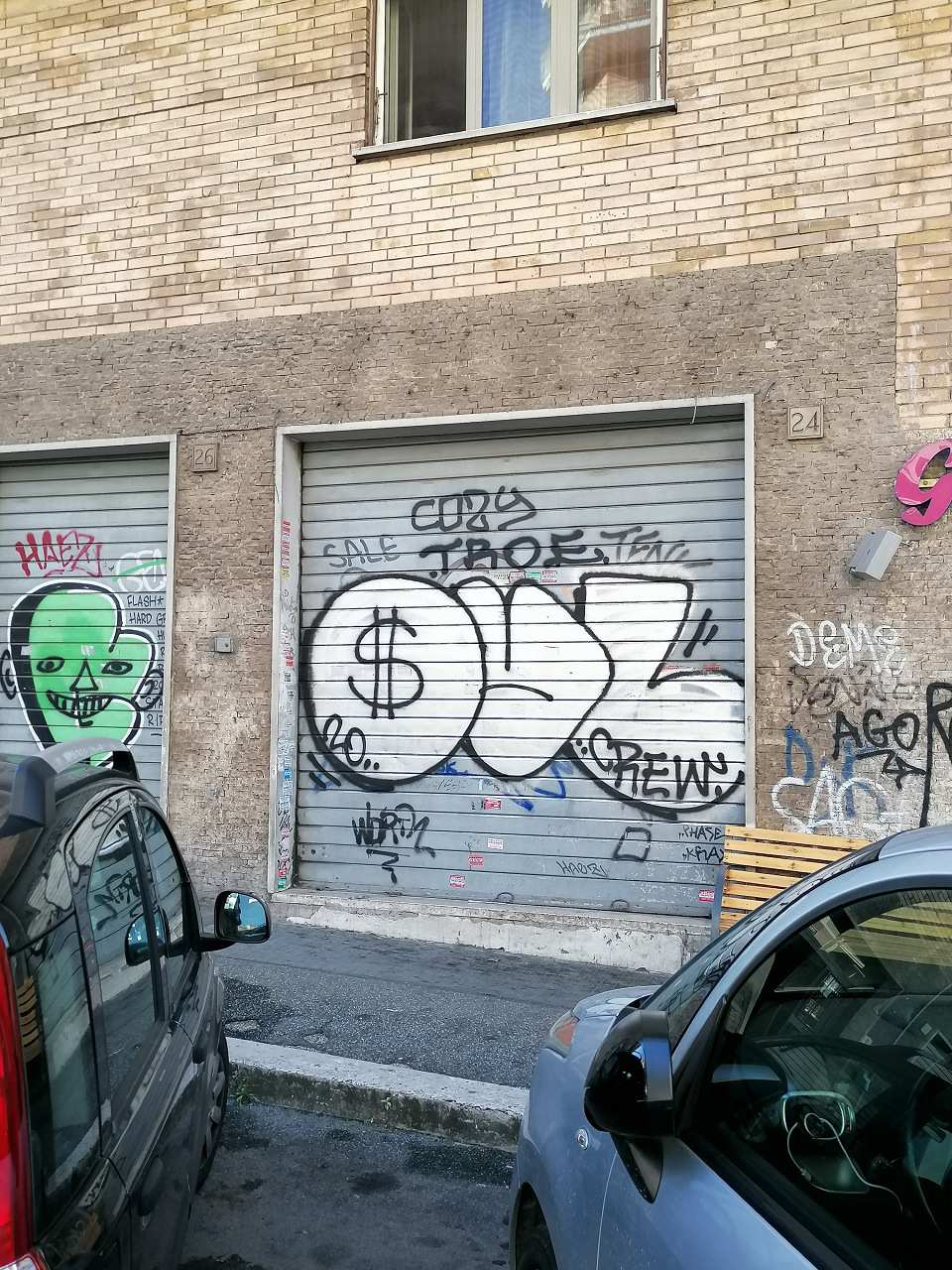 Negozio al Piano Terra con bagno, antibagno e due vetrine su strada sito in Roma, Via Silvio D'Amico 24/26. Unità Commerciale cat. C/1 Foglio 840; Part. 156; Sub 3.