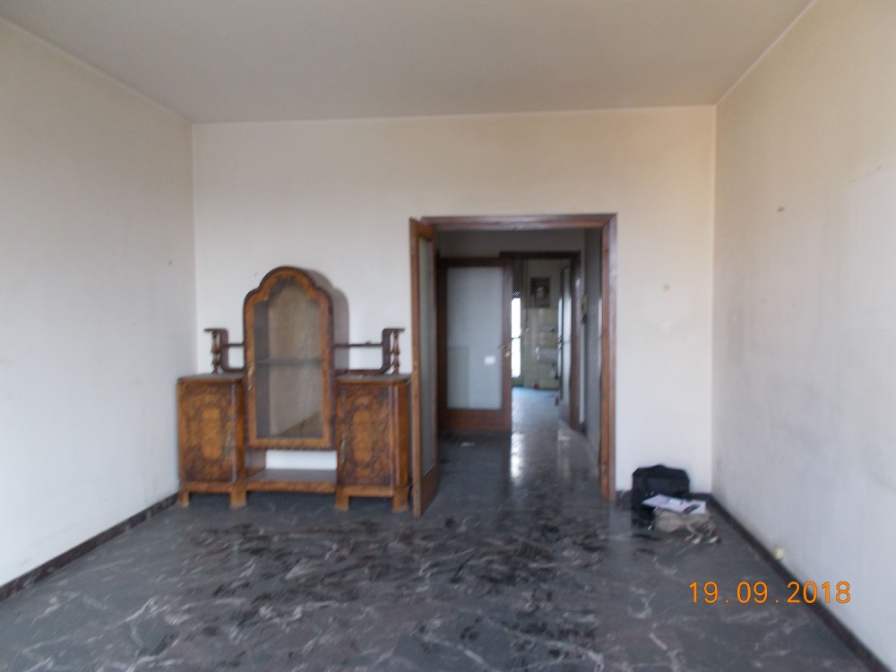 Appartamento + solaio. Identificativi Catastali [N.C.E.U.] Unità residenziale: Appartamento cat. A/2 + solaio foglio 50, part. 3423, sub 15