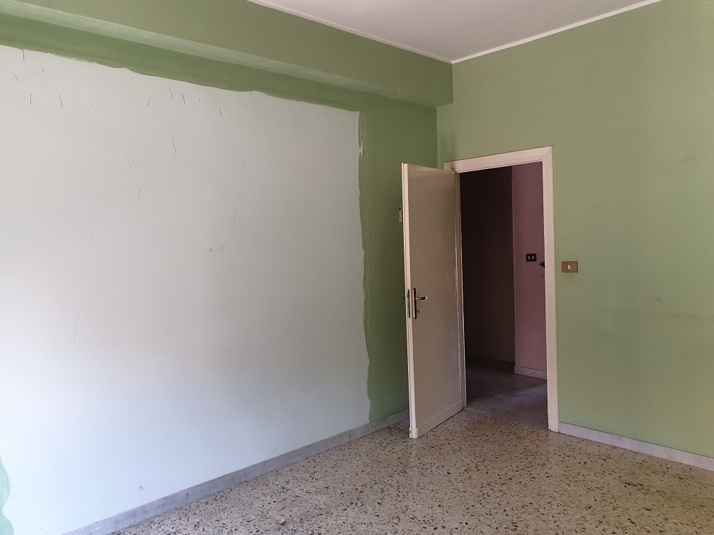 APPARTAMENTO INT.16 DI 5,5 VANI CON ASCENSORE + CANTINA/ BALCONI. Mq 91. Dati Catastali [N.C.E.U.] cat.A/3, fg. 265, part.251, sub.48.