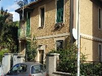 APPARTAMENTO INT.4 DI 3,5 VANI SENZA ASCENSORE e BALCONE. Dati Catastali [N.C.E.U.] cat.A/4, fg. 824, part. 103, sub. 4