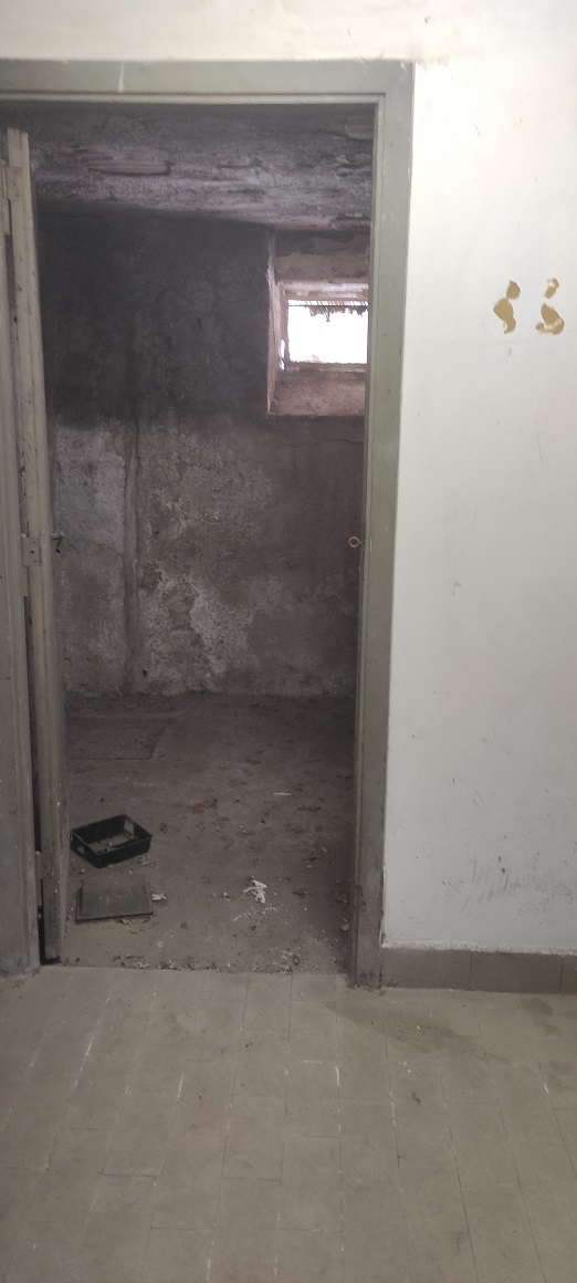 APPARTAMENTO INT.14 DI 4 VANI CON ASCENSORE e BALCONE. Dati Catastali [N.C.E.U.] cat.A/3, fg. 853, part. 50, sub. 505. CANTINA N.14 DI 7 MQ. CATASTALI. Dati Catastali [N.C.E.U.] cat.C/2, fg. 853, part. 50, sub. 506.
