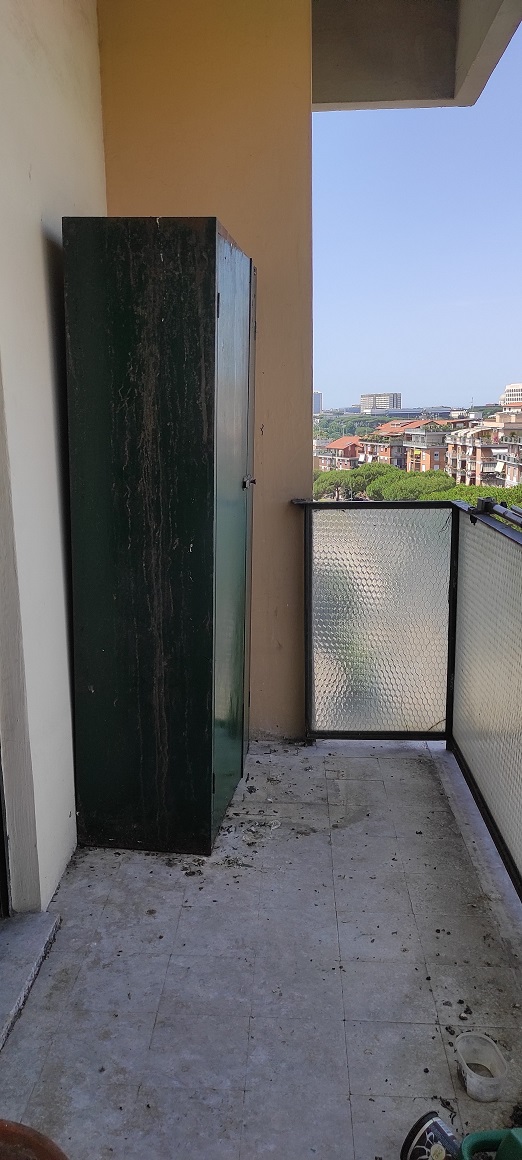 APPARTAMENTO INT.14 DI 4 VANI CON ASCENSORE e BALCONE. Dati Catastali [N.C.E.U.] cat.A/3, fg. 853, part. 50, sub. 505. CANTINA N.14 DI 7 MQ. CATASTALI. Dati Catastali [N.C.E.U.] cat.C/2, fg. 853, part. 50, sub. 506.