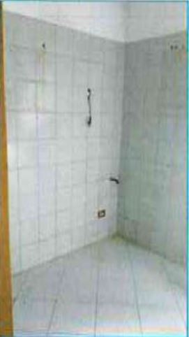 Appartamento composto da soggiorno, cucina, disimpegno, 2 camere, 2 bagni di cui uno cieco, 2 giardini su entrambi i lati della proprietà + cantina piano S1 int. 1/B - box auto piano S1 n. 9. Identificativi Catastali - [N.C.E.U.] Unità Residenziale cat. A/2 foglio 37 part. 1754 sub 4 - graffata sub 8 - graffata part.1756 sub 52 - Unità Secondaria cat. C/2 foglio 37 part. 1756 sub 19 - Unità Secondaria cat. C/6 foglio 37 part. 1756 sub 37