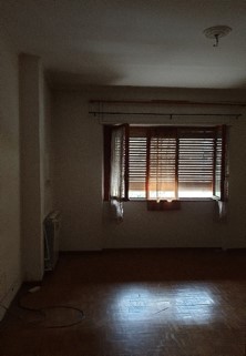 Appartamento posto al piano secondo di 4 vani catastali. Identificativi catastali fg.605, part.926, sub.620