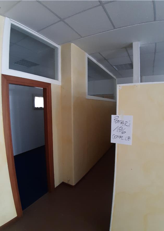 Negozio al piano terra con superficie di vendita di mq 79 oltre ad una cantina di mq 6 ed una cantina di mq 5 identificate con sub catastale separato + box auto in autorimessa interrata condominiale dotata di certificato antincendio. Identificativi Catastali [N.C.E.U.]: unità non residenziale cat. C/1 foglio 48 (ex G/6) part. 1196 sub 144 rendita 1385,76, unità secondaria cat. C/2 foglio 48 (ex G/6) part. 1196 sub 32 rendita 16,42 , unità secondaria cat. C/2 foglio 48 (ex G/6) part. 1196 sub 80 rendita 13,69 e unità secondaria cat. C/6 foglio 48 (ex G/6) part. 1196 sub 90 rendita 66,11