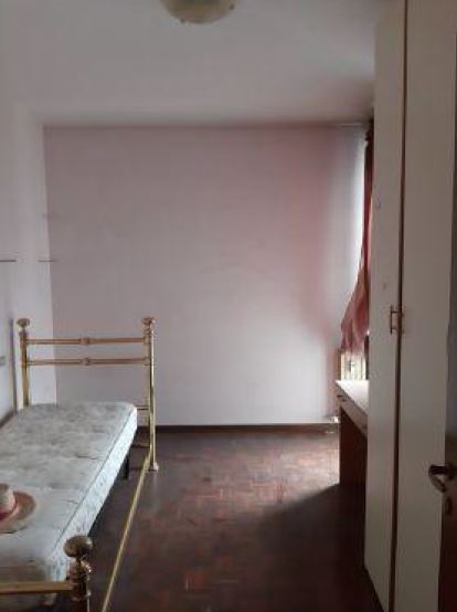 APPARTAMENTO  3 locali + servizi semplici e BOX AUTO PERTINENZIALE