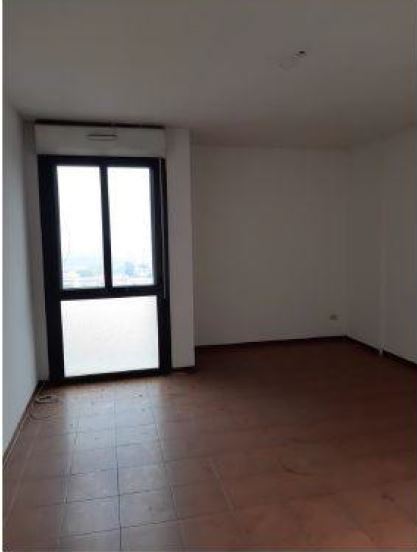 APPARTAMENTO  4 locali + servizi doppi e BOX AUTO PERTINENZIALE