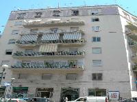 APPARTAMENTO  5 locali + servizi doppi + 1 CANTINA o SOFFITTA