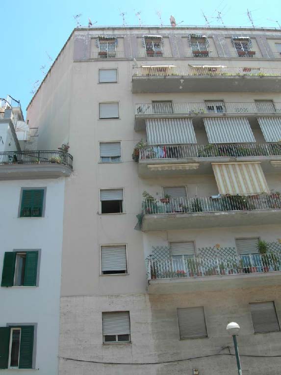 APPARTAMENTO  5 locali + servizi doppi + 1 CANTINA o SOFFITTA