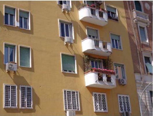 APPARTAMENTO  3 locali + servizi semplici + 1 CANTINA o SOFFITTA