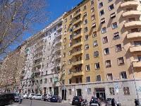 AUTORIMESSA COMMERCIALE