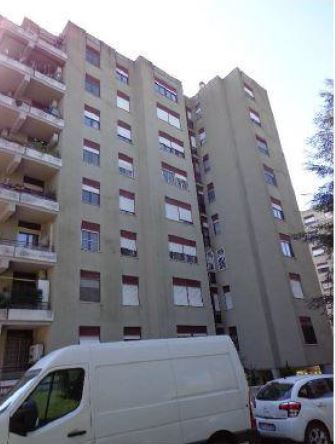 APPARTAMENTO  2 locali + servizi semplici + 1 CANTINA o SOFFITTA