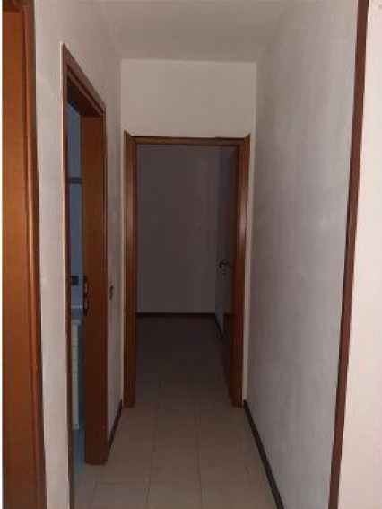 ABITAZIONE + 1 BOX AUTO