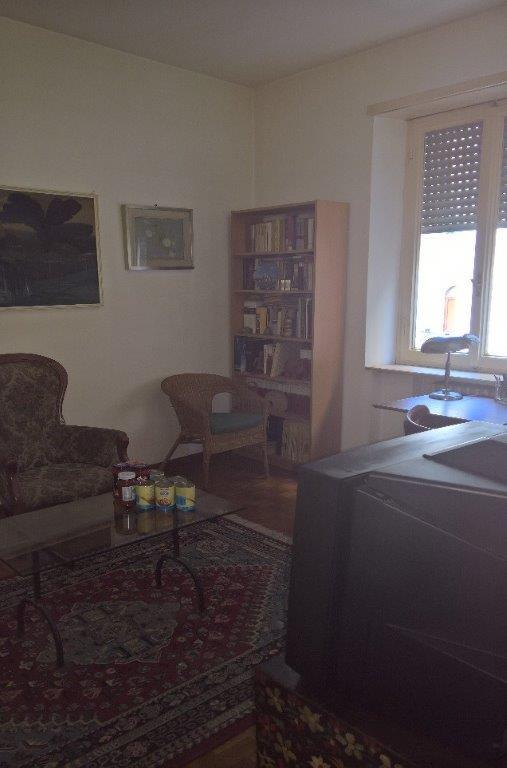 APPARTAMENTO  3 locali + servizi semplici + 1 CANTINA o SOFFITTA