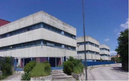 UFFICIO PUBBLICO + 2 UFFICIO PUBBLICO + 1 PARCHEGGIO COPERTO + 1 ARCHIVIO /DEPOSITO