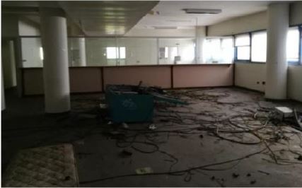UFFICIO PUBBLICO + 2 UFFICIO PUBBLICO + 1 PARCHEGGIO COPERTO + 1 ARCHIVIO /DEPOSITO