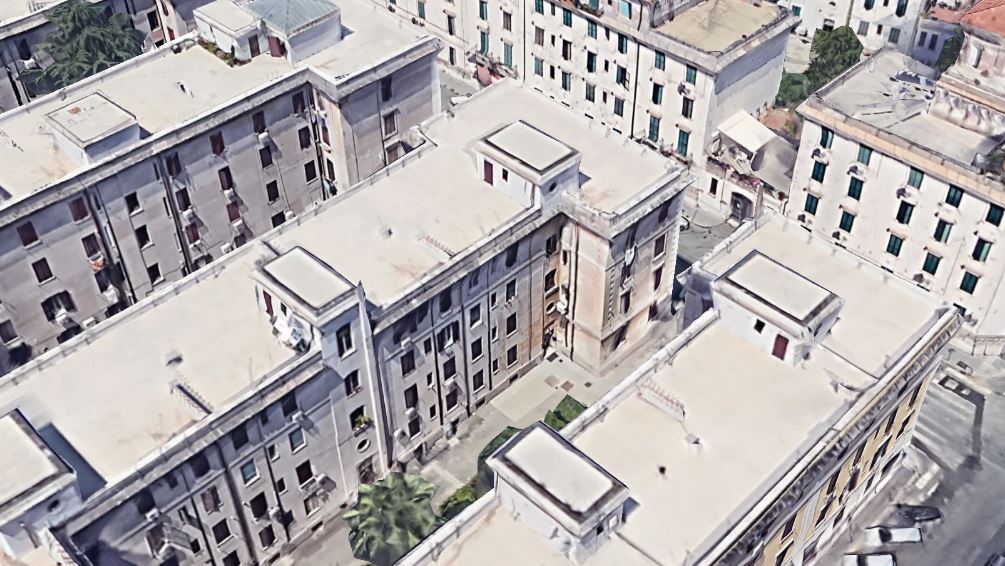 Immobile sito in Roma, CAP 00153 Via Aldo Manuzio n°95, scala F, Piano 3. Categoria A/4. N.C.E.U. Fg. 516, part. 118, sub. 32. Descrizione: APPARTAMENTO INT.7 DI 3,5 VANI SENZA ASCENSORE. Mq. 71. Stato Libero
