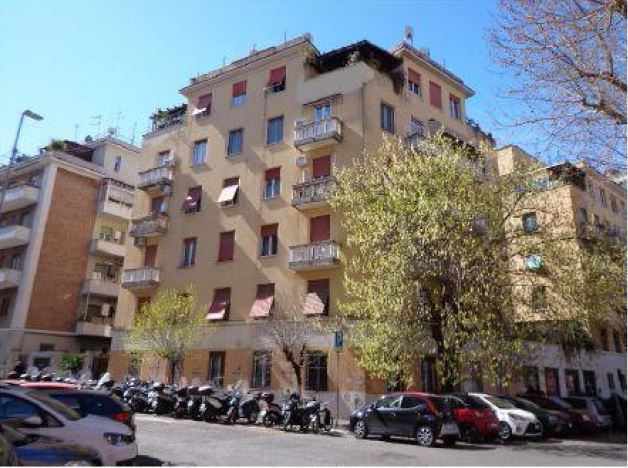 APPARTAMENTO 3 locali + servizi doppi + CANTINA o SOFFITTA. MQ 65. Identificativi catastali F.585 Mapp.37 Sub. 502. OCCUPATO