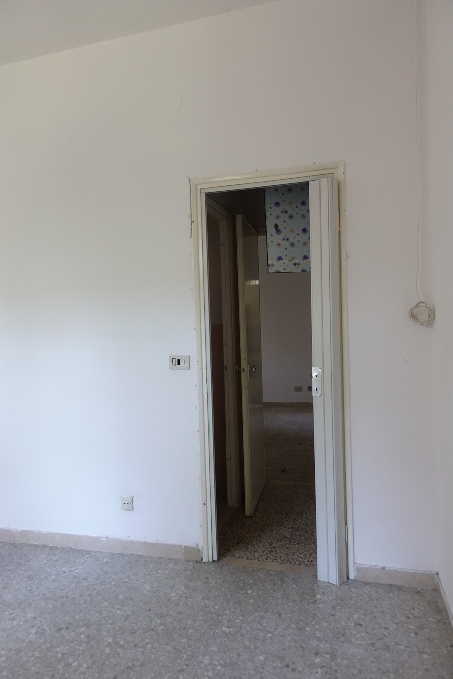 appartamento int.16 di 4 vani con ascensore + balcone. Mq 51. Identificativi catastali [N.C.E.U.] cat. A/2, fg.203, part. 512, sub. 509