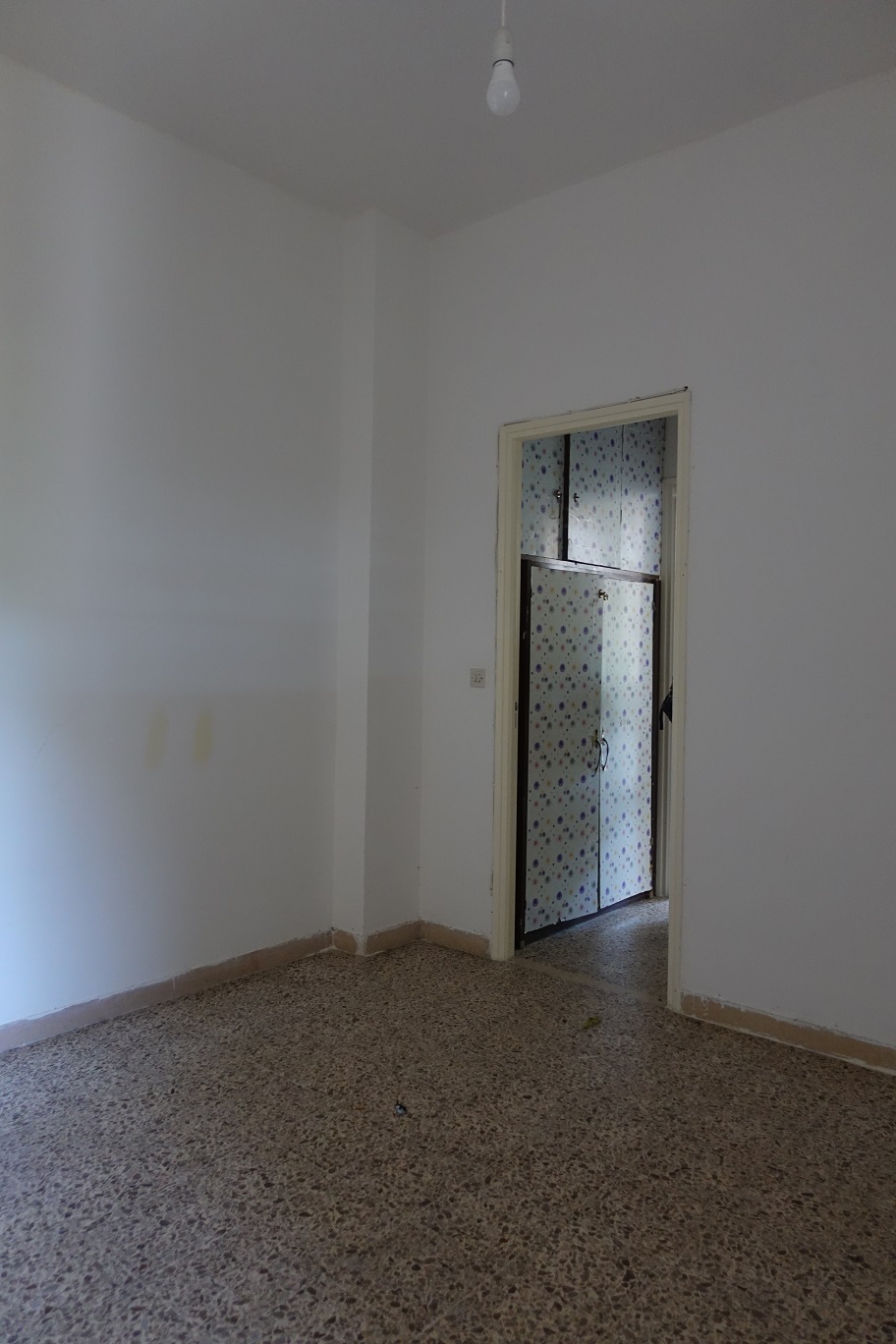 appartamento int.16 di 4 vani con ascensore + balcone. Mq 51. Identificativi catastali [N.C.E.U.] cat. A/2, fg.203, part. 512, sub. 509