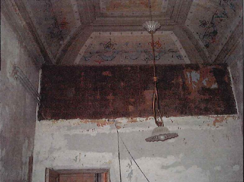 Unità immobiliare al 2 piano senza ascensore  - int 2 in Via Monte della Farina n. 36, Roma - CAP 00186.  Dati Catastali [N.C.E.U.] foglio 491 part. 176 sub 10 cat A/2, 8,5 vani -  mq 176