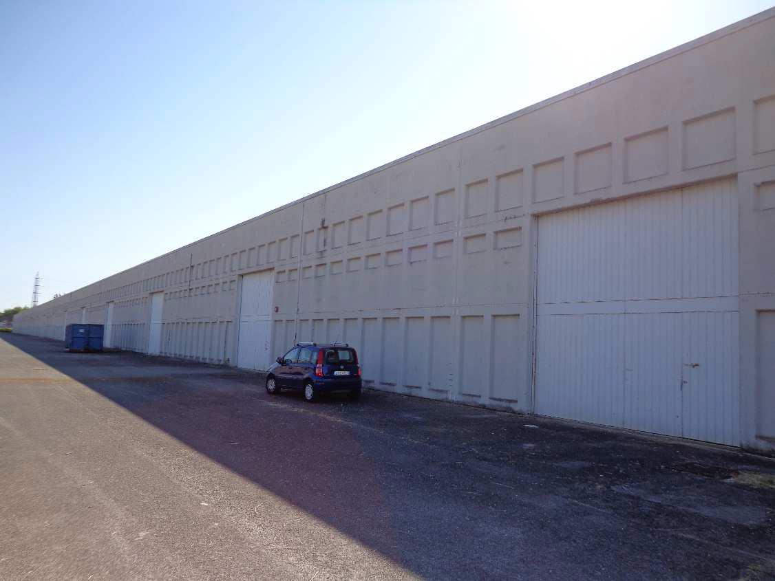 Castelnuovo di Porto (RM), Traversa del grillo snc, Deposito/Magazzino. Mq catastali escluse aree scoperte 122.411. Occupato parzialmente. Intera proprietà. Identificativi catastali F. 34 MAPP. 283 SUB 502. Classe Energetica D KWh/m2 122.92.