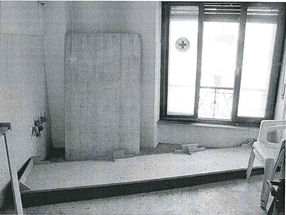 Ubicata al piano primo (secondo fuori terra) l'unità immobiliare è costituita da soggiorno, cucina, due camere, cabina armadi, un piccolo riopostiglio e un solo bagno + Cantina.