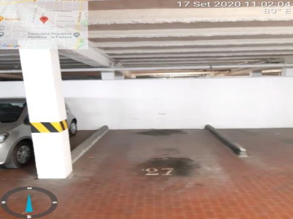 Appartamento di vani 6 con soffitta al piano 9° + Posto auto coperto in autorimessa interrata condominiale dotata di certificato antincendio. Id. cat.- [N.C.E.U.] U. Res. cat. A/2 foglio 85 (ex B/13) part. 707 (ex 1342) sub 56 - U. sec. cat. C/6 foglio 85 (ex B/13) part. 707 (ex 1342) sub 123. Sup. mq cat. appartamento 123,00, mq cat. posto auto coperto 7,00. Libero.  AVVISO. Poiché alcuni immobili del supercondominio Complesso Palestro (Via Tirana, Via Brigata Padova, Via Palestro) sono stati interessati da un problema di sfondellamento solai, i potenziali acquirenti sono edotti del rischio che il problema possa riguardare anche il presente lotto e accettano di eseguire a proprio carico dopo l’acquisto eventuali interventi manutentivi, con pieno esonero di INPS. Piena Proprietà