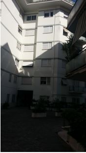 Appartamento composto da ingresso, disimpegno, ripostiglio, cucina abitabile, bagno, n. 2 camere e giardino. + Posto auto coperto piano S1 int. 43 in via val d'Ala 14. Identificativi Catastali [N.C.E.U.] Unità Residenziale cat. A/2 foglio 269 part. 334 sub 541, Unità Secondaria cat. C/6 foglio 269 part. 334 sub 532. Sup. mq catastali 96, mq catastali 6