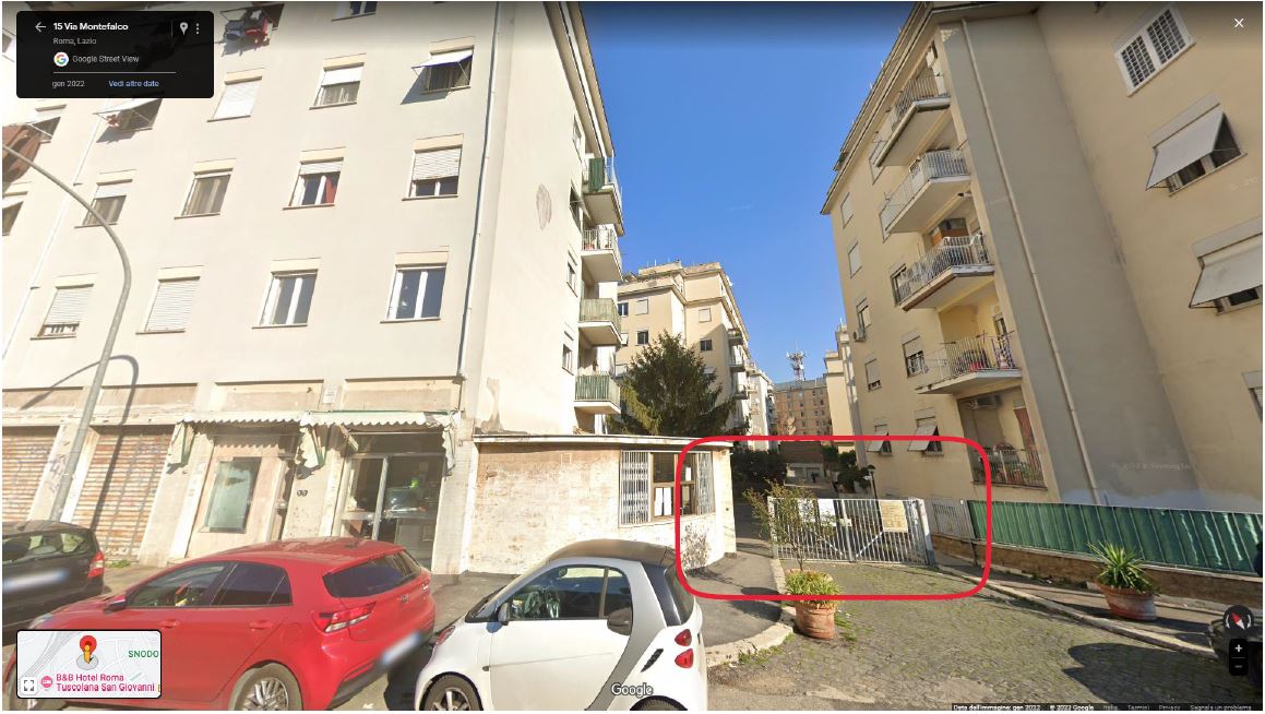 Abitazione di tipo economico posta al piano terzo. Dal sopralluogo è emerso che l'unità immobiliare è composta da ingresso/disimpegno su zona a giorno con angolo cottura, una camera, bagno e balcone. Tutti i locali affacciano sulla corte comune. Identificativi Catastali [N.C.E.U.] Unità Residenziale cat. A/3 foglio 931 part. 184 sub 69. Sup. mq catastali 55