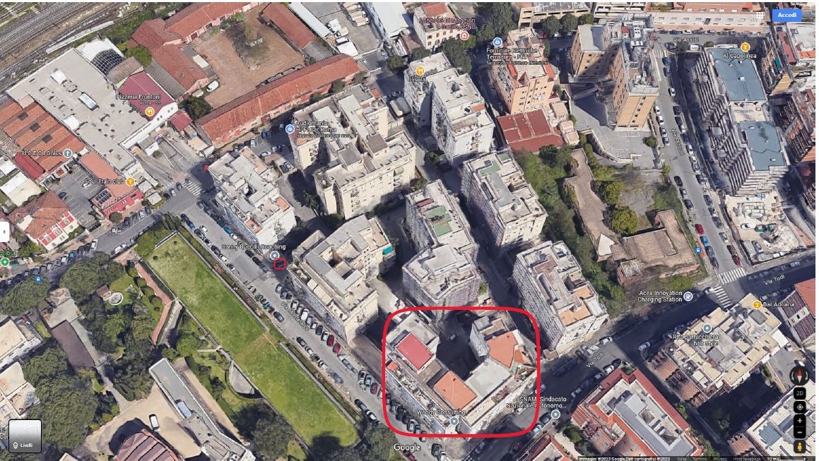 Abitazione di tipo economico posta al piano terzo. Dal sopralluogo è emerso che l'unità immobiliare è composta da ingresso/disimpegno su zona a giorno con angolo cottura, una camera, bagno e balcone. Tutti i locali affacciano sulla corte comune. Identificativi Catastali [N.C.E.U.] Unità Residenziale cat. A/3 foglio 931 part. 184 sub 69. Sup. mq catastali 55