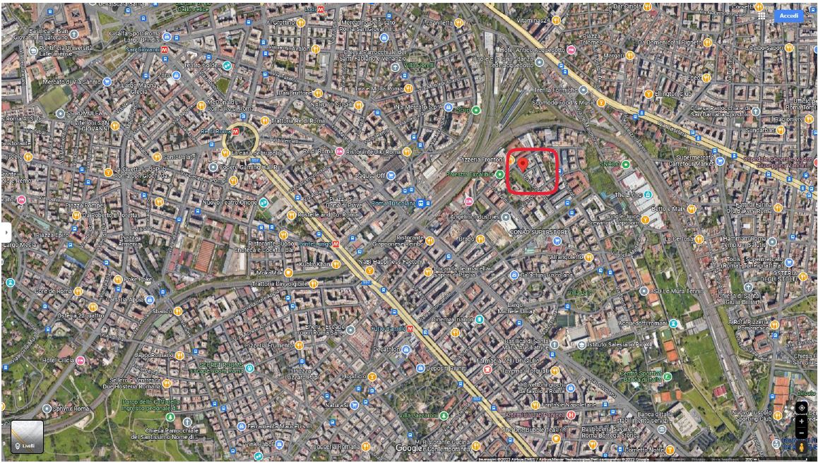 Abitazione di tipo economico posta al piano terra. Dal sopralluogo interno è emerso che l'unità immobiliare è composta da ingresso, disimpegno, bagno, cucina e una camera. I locali principali affacciano su distacco con altri fabbricati mentre il bagno affaccia sulla chiostrina interna. Identificativi Catastali [N.C.E.U.] Unità Residenziale cat. A/3 foglio 931 part. 185 sub 5. Sup. mq catastali 46