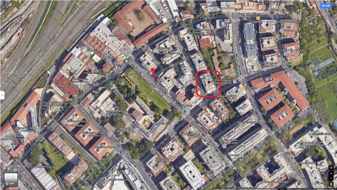 Abitazione di tipo economico posta al piano terra. Dal sopralluogo interno è emerso che l'unità immobiliare è composta da ingresso, disimpegno, bagno, cucina e una camera. I locali principali affacciano su distacco con altri fabbricati mentre il bagno affaccia sulla chiostrina interna. Identificativi Catastali [N.C.E.U.] Unità Residenziale cat. A/3 foglio 931 part. 185 sub 5. Sup. mq catastali 46