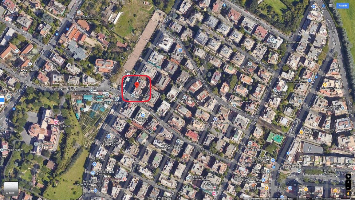 Unità immobiliare composta da ingresso, bagno, due vani e terrazzo. Identificativi Catastali [N.C.E.U.] Unità Principale cat. A/10 foglio 365 part. 88 sub 502. Sup. 42,95