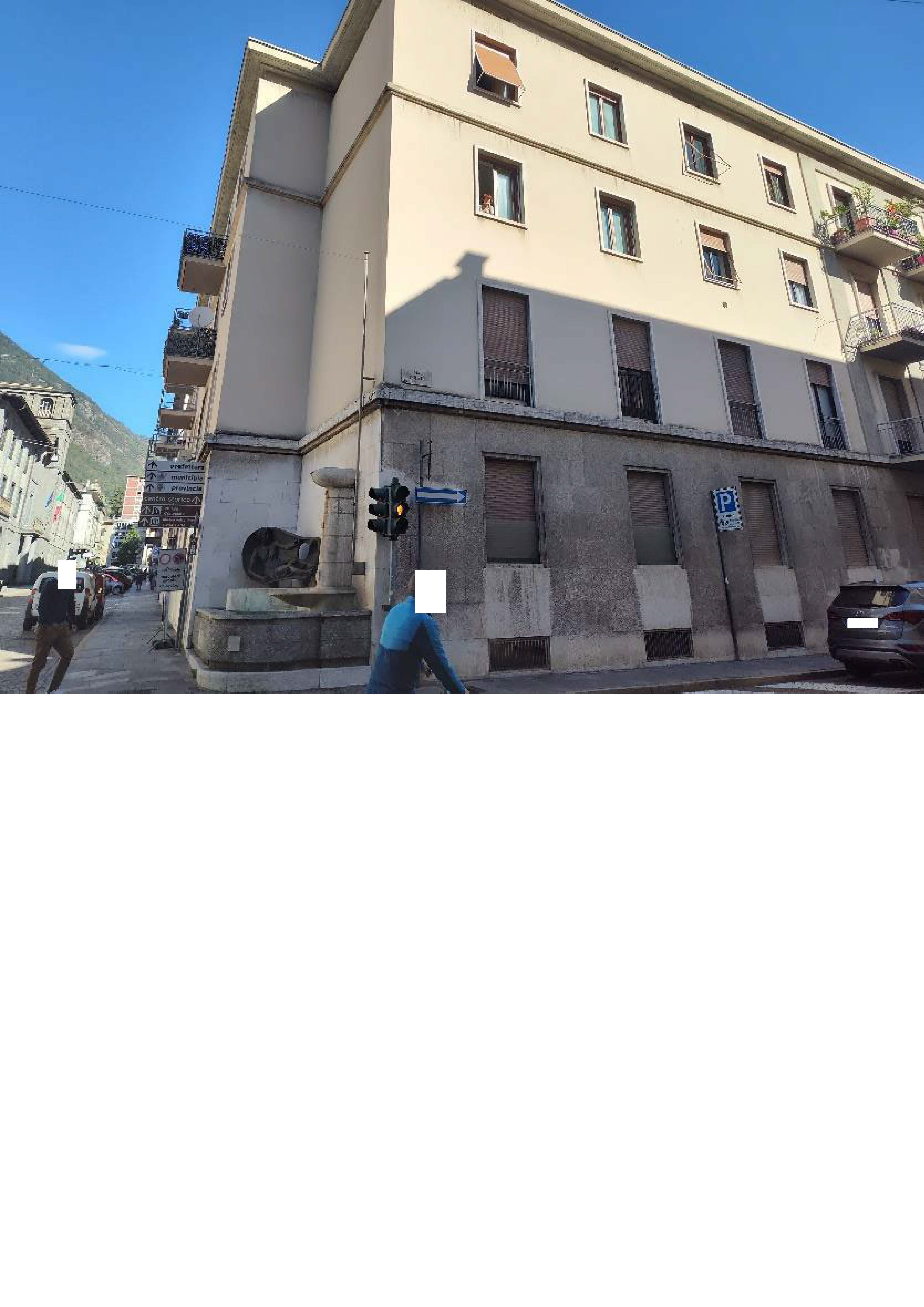 magazzino/deposito. Mq 72. Identificativi catastali F. 33 Mapp.174 Sub 28. Libero. Piena Proprieta'