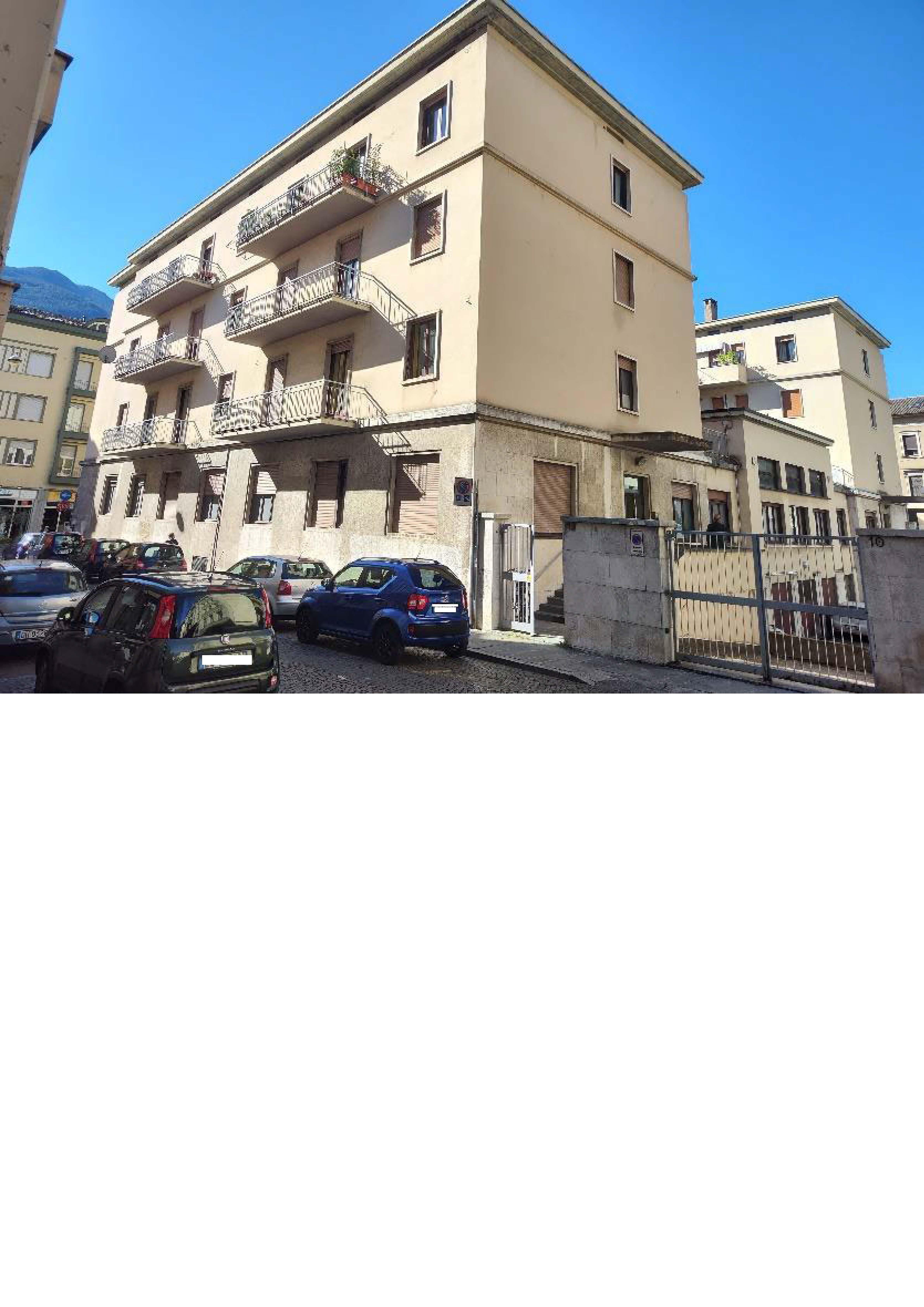 magazzino/deposito. Mq 72. Identificativi catastali F. 33 Mapp.174 Sub 28. Libero. Piena Proprieta'
