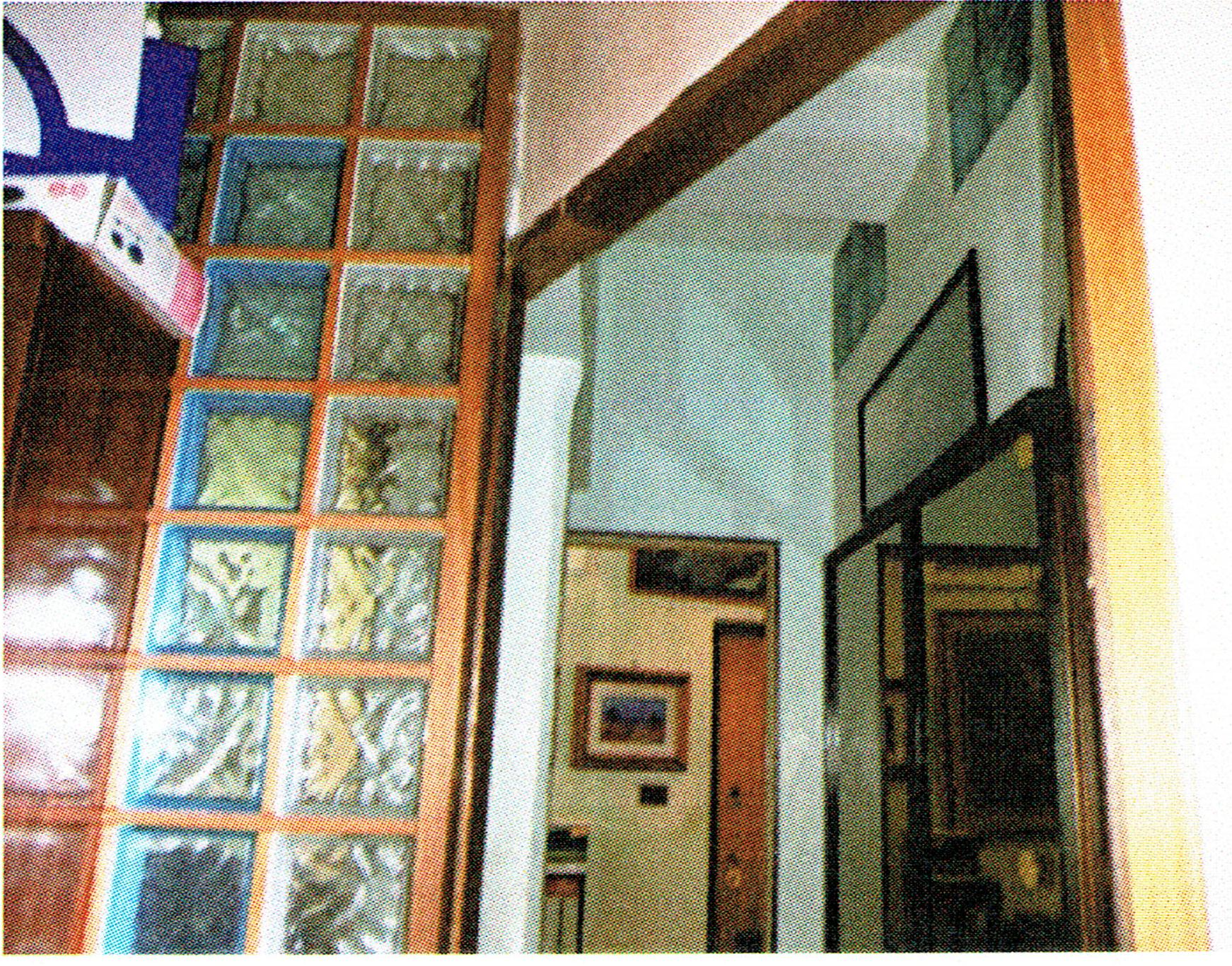 appartamento 2 locali + a.c.+servizi semplici + 1 cantina soffitta pertinenziale. Mq 50. Identificativi catastali F.815 Mapp. 77 Sub 510. Occupato Con Contratto Di Locazione Scaduto. Piena Proprieta'