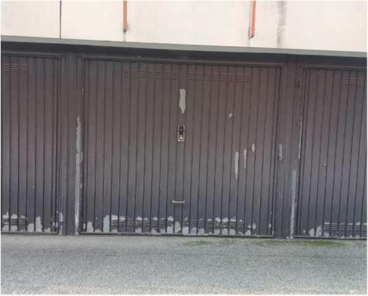 box auto commerciale. Mq 27. Identificativi catastali F.1 Mapp. 330 Sub 28. Libero. Piena Proprieta'