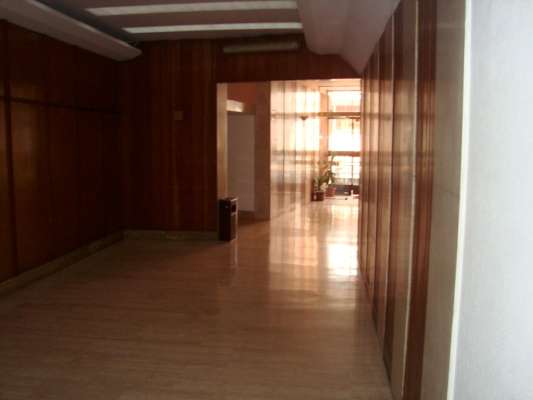 Abitazione in Roma (Roma) Via Roccagorga 15 (scala A, piano quinto, interno 14). Composto da: Ingresso, cucina, corridoio, bagno, 3 camere, 2 balconi Identificativi [N.C.E.U.] Categoria Catastale A2 foglio 909 part. 1994 sub. 558. Mq 117. Libero. Piena proprietà