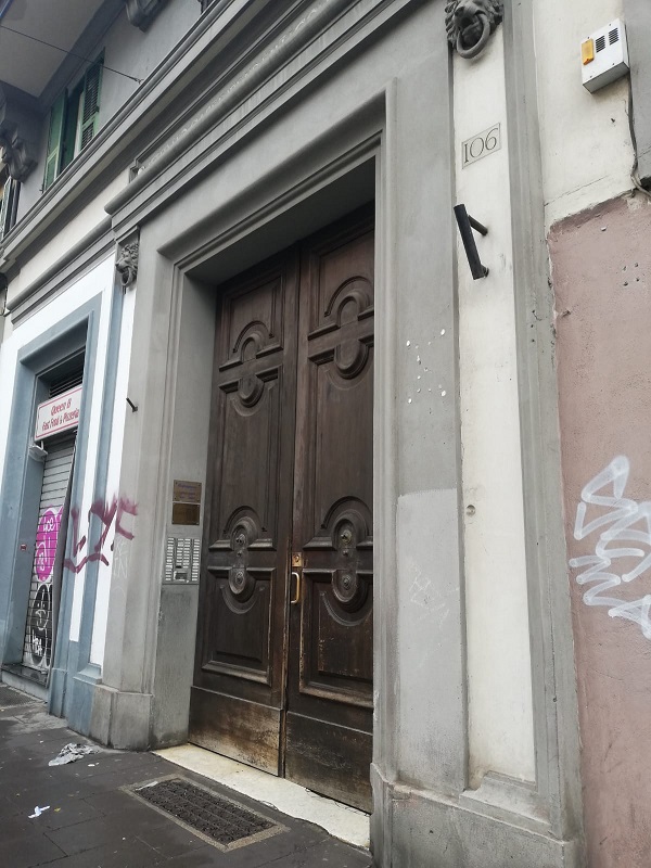 APPARTAMENTO INT.4 DI 6,5 VANI CON ASCENSORE + CANTINE
BALCONI. Dati catastali [N.C.E.U.]: cat.A/2, fg. 502, part.44, sub.14. Sup cat.134. Piena proprietà lotto libero.