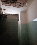 Ex controlleria Daziaria - Trattasi di un fabbricato unico livello fuori terra, prospiciente la sede stradale di Via Messina, realizzato con struttura in c.a., e copertura piana, con facciate intonacate ed infissi in metallo. Di pertinenza dell’immobile è presente un’area asfaltata, adiacente ad esso, utilizzata come marciapiede. L’immobile versa in stato di abbandono. Sup. Mq (Arr) fabbricato mq. 77,00 - sup. lotto mq. 810. Lotto Libero, Piena Proprietà.