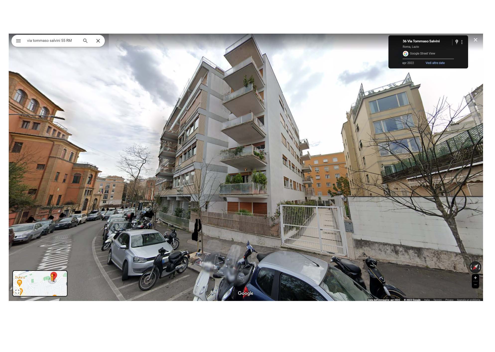 Appartamento sito al piano terzo della scala A composto da: ingresso, corridoio, cucina, tre bagni, cinque stanze, e due balconi. La planimetria catastale risulta difforme dall'effettivo stato dei luoghi per alcune tramezzature/aperture. Uno degli ascensori condominiali permette l'accesso diretto su uno dei due balconi + Cantina piano S1 int. 16. Identificativi Catastali [N.C.E.U.] Unità Residenziale cat. A/2 foglio 540 part 7 sub 511; Unità Secondaria cat. C/2 foglio 540 part 7 sub 512. Sup. mq (arr) catastali 186; mq catastali 4. Piena Proprietà. Libero.