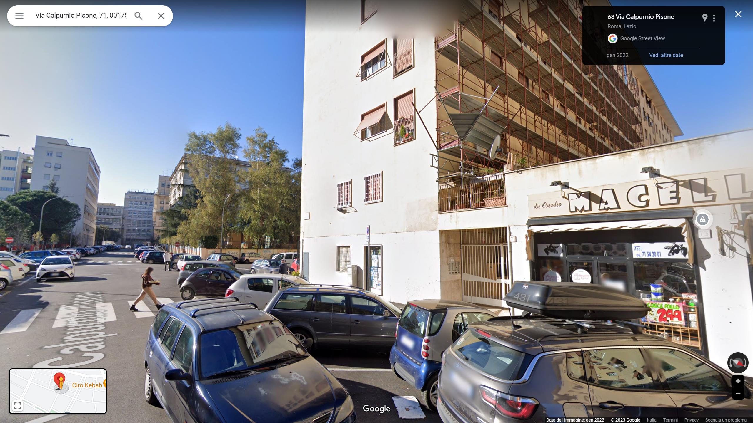 Appartamento composto da due vani, cucina abitabile, bagno e corridoio.Identificativi Catastali [N.C.E.U.] Unità Residenziale cat. A/3 foglio 956 part. 272 sub 17. Sup. mq 61. Lotto Libero, Piena Proprietà.